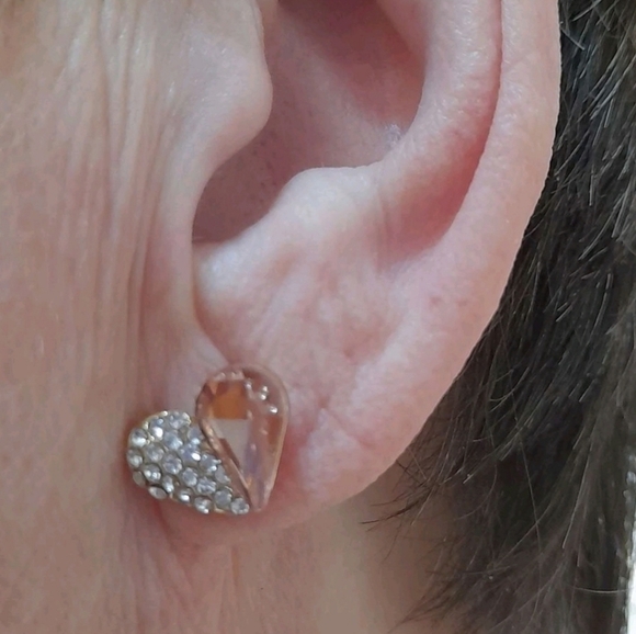 Pink heart sparkly rhinestone small dainty stud cute casual earrings 💖2/$30 - Picture 9 of 9